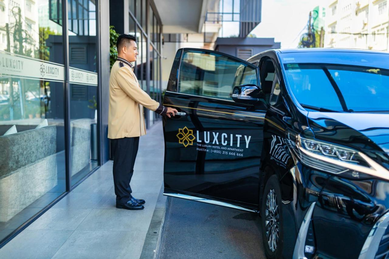 Luxcity Hotel & Apartment Phnom Penh Dış mekan fotoğraf