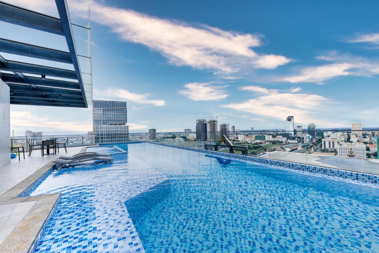 Luxcity Hotel & Apartment Phnom Penh Dış mekan fotoğraf