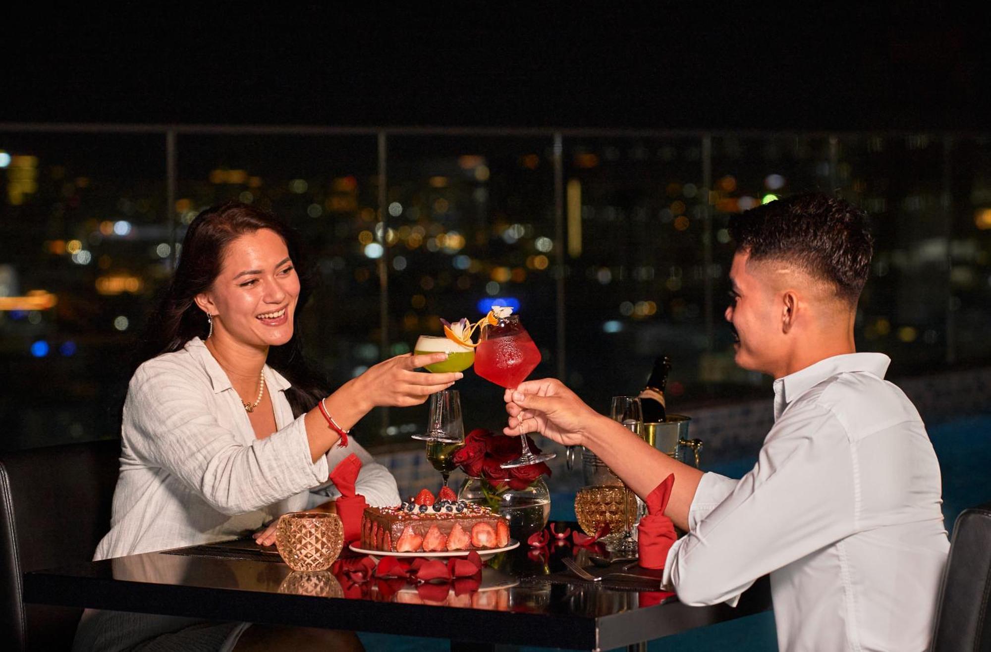 Luxcity Hotel & Apartment Phnom Penh Dış mekan fotoğraf