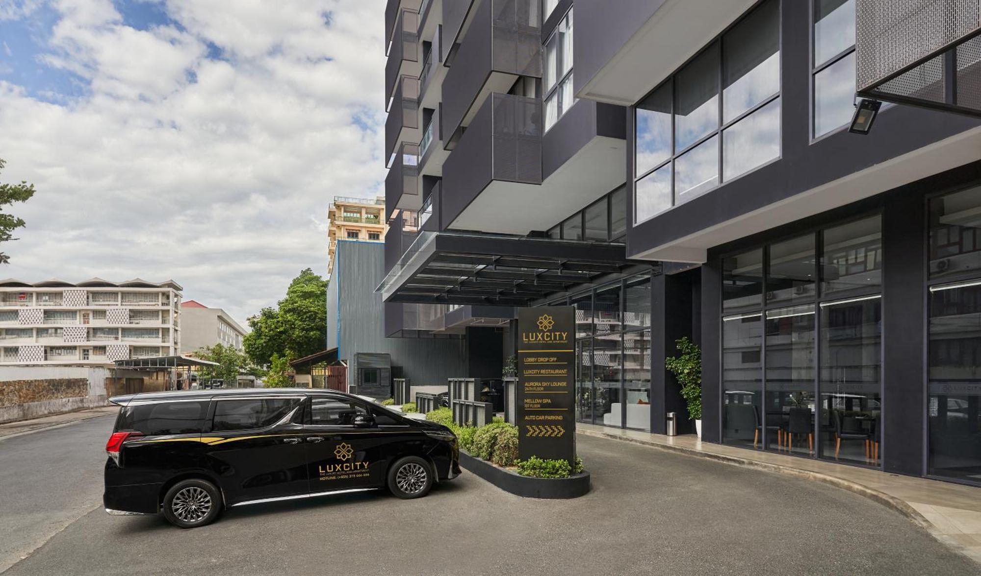 Luxcity Hotel & Apartment Phnom Penh Dış mekan fotoğraf