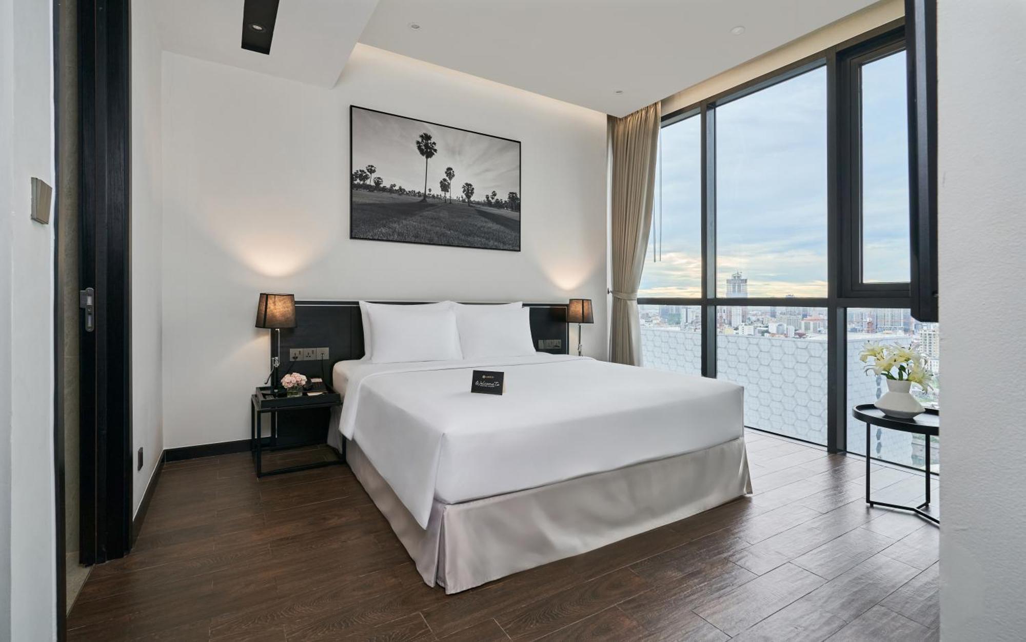 Luxcity Hotel & Apartment Phnom Penh Dış mekan fotoğraf